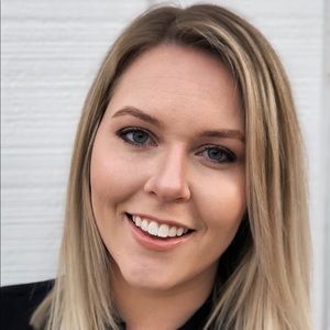 Meet your Posher, Amy